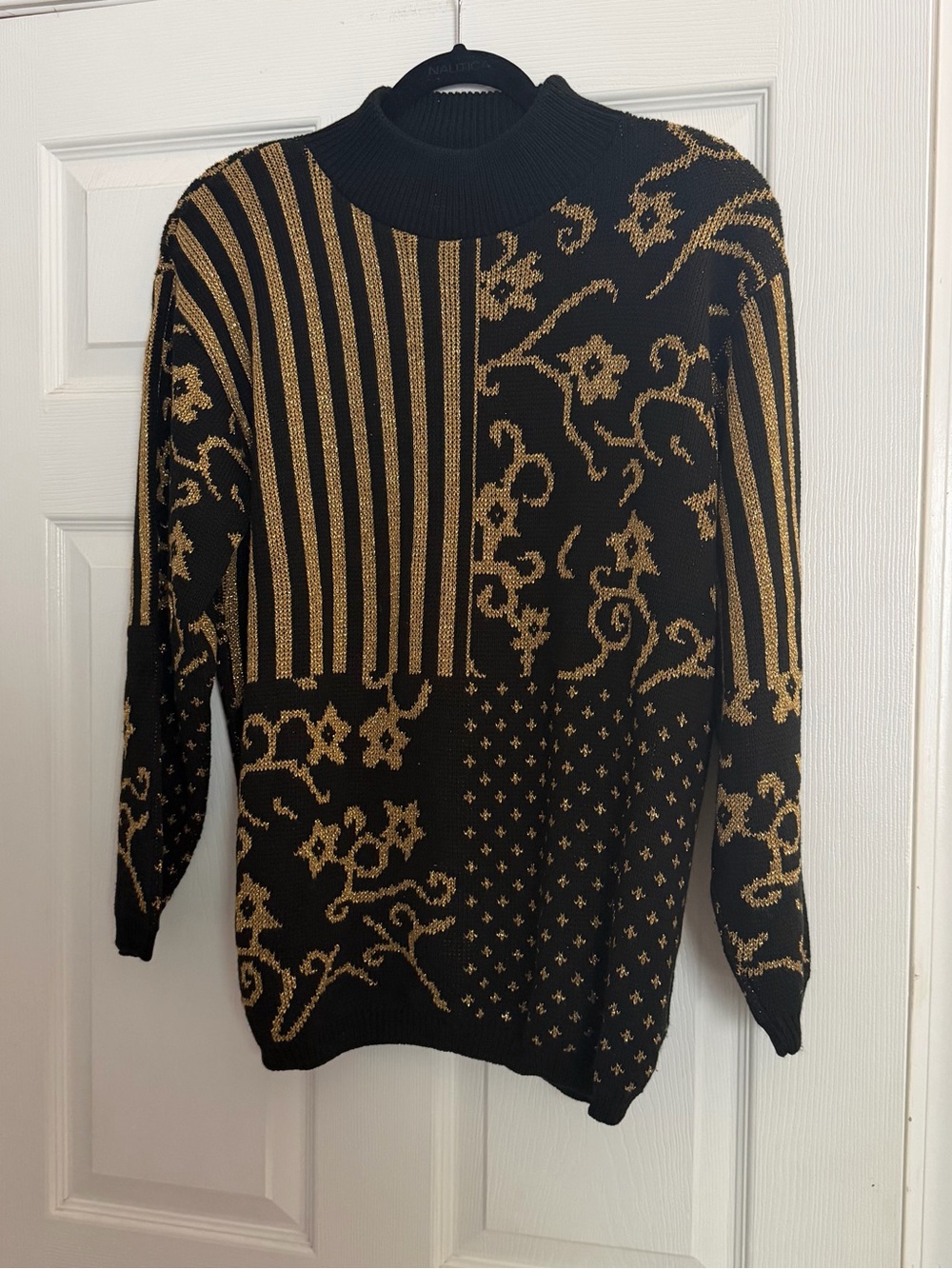 Vintage Alfred Dunner Metallic & Gold Made in USA Sweater